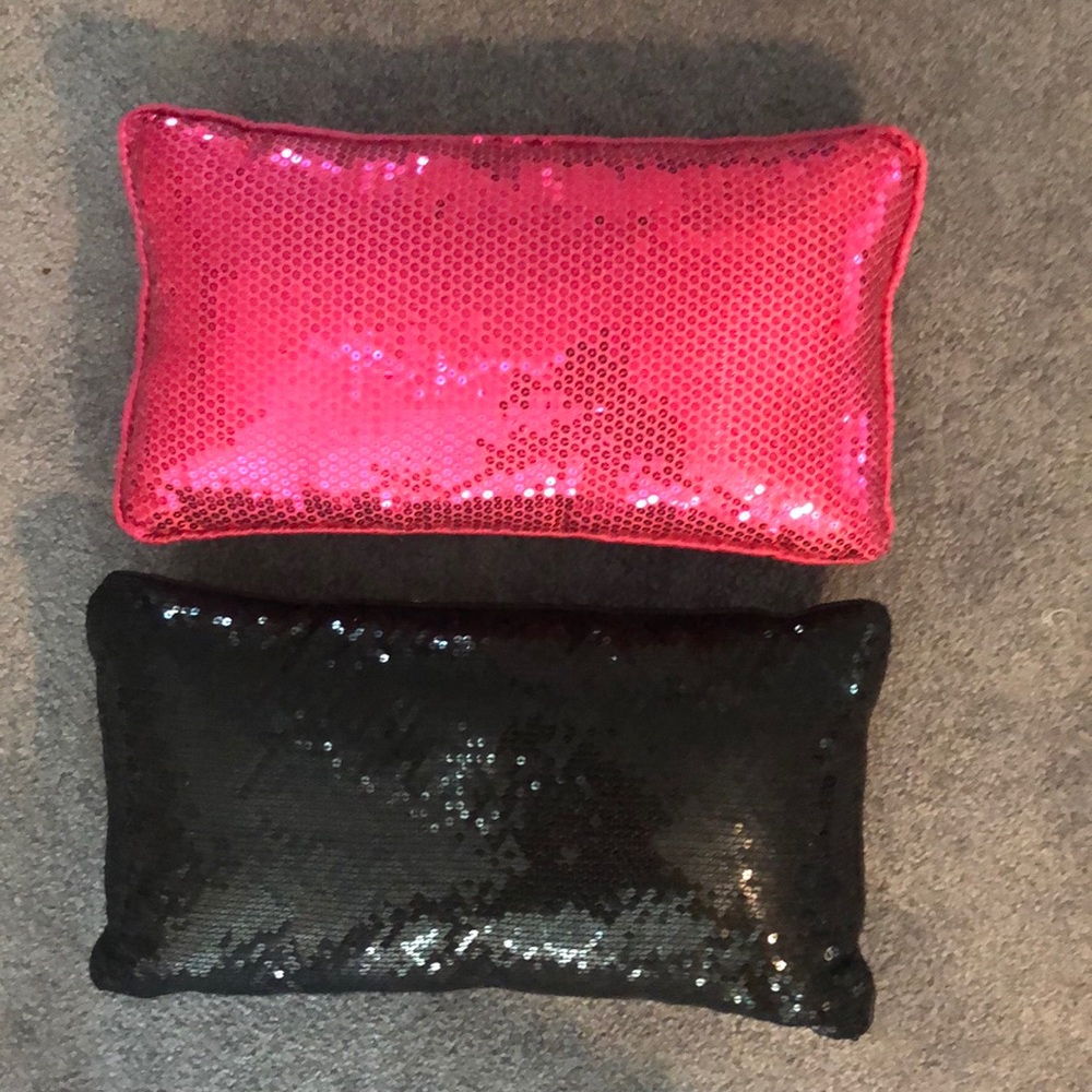 super cute sequin throw pillows